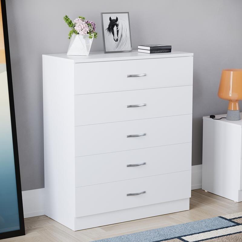 Modern Tall 5 Drawer Chest of Drawers, Stylish Bedroom Storage Unit with Metal Handles, Freestanding Dresser Cabinet for Clothing Storage, Ideal for Home, Bedroom, Living Room