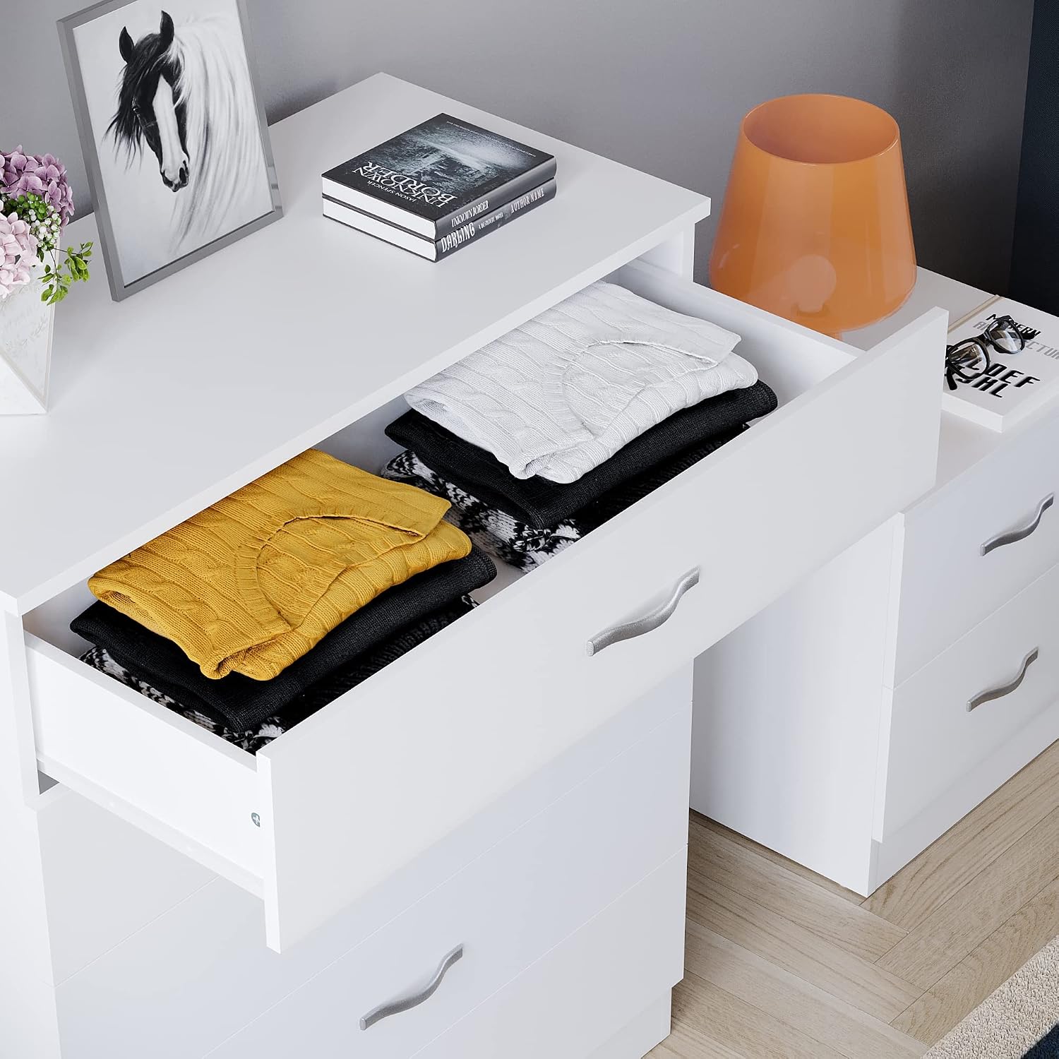 Vida Designs Riano 5 Drawer Chest of Drawers, Metal Handles and Runners, Anti-Bowing Drawer Support, Bedroom, Nursery Furniture, White