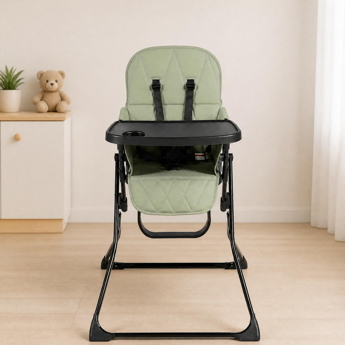 Ultra‑Slim Flip‑Fold Highchair with Super‑Quick Compact Fold, Removable Tray & Wipe‑Clean Cover, 5‑Point Harness, and Footrest – The Perfect Space‑Saving Dining Seat for Babies up to 15kg