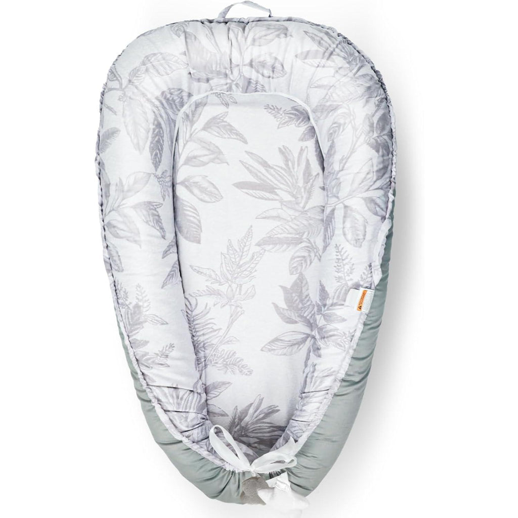 Newborn Baby Nest Sleeper, Portable Co-Sleeping Nest for 0-12 Months, Adjustable Baby Lounger with Breathable Cotton Cover, Lightweight Travel Baby Bed, Ideal Baby Gift [Plus A Free Gift]